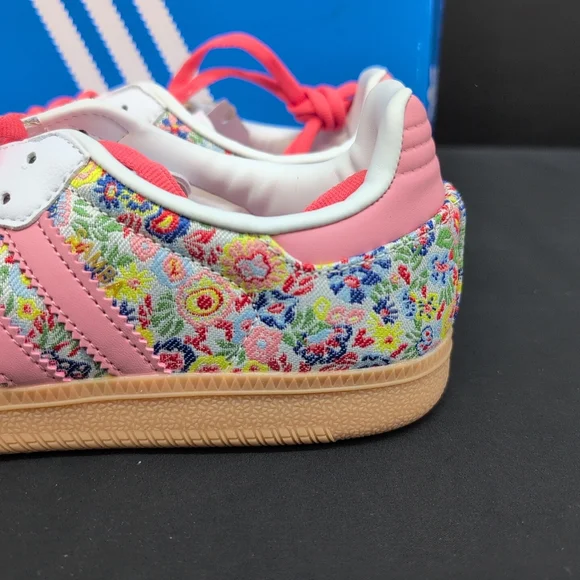 adidas liberty London Women's Floral Pink Sneakers - never worn - Picture 3 of 13
